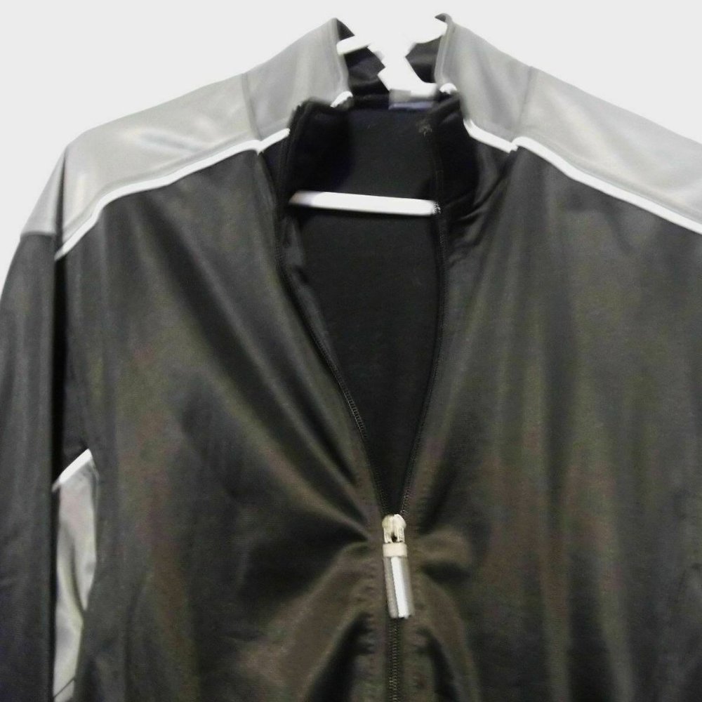 District Threads Warm Up Zip Jacket Long Sleeve